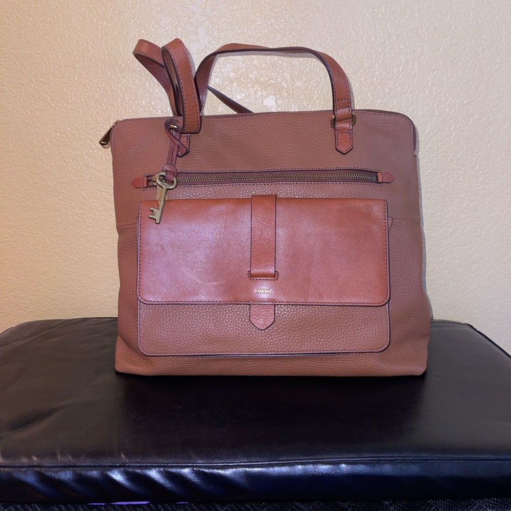 Fossil Tan Leather Shoulder Bag - Picture 2 of 4
